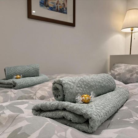 Apartment In Natur Und Flughafen Naehe 纽伦堡 外观 照片